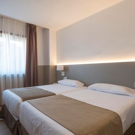 Hotel Airinos 3* Cangas do Morrazo Bagian luar foto