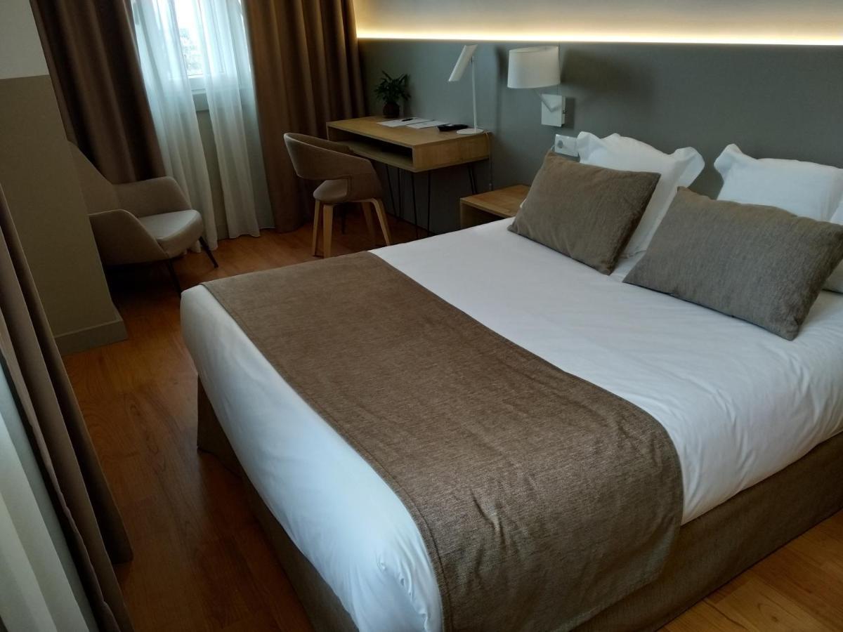 Hotel Airinos 3* Cangas do Morrazo Bagian luar foto