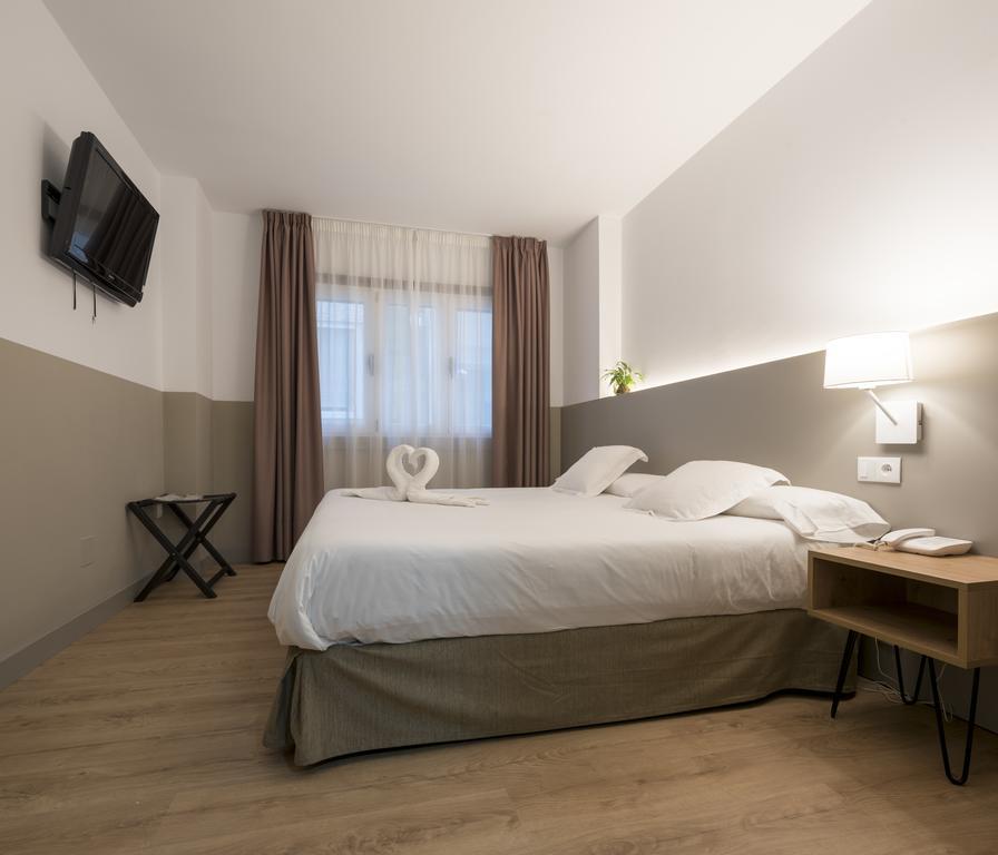 Hotel Airinos 3* Cangas do Morrazo Bagian luar foto