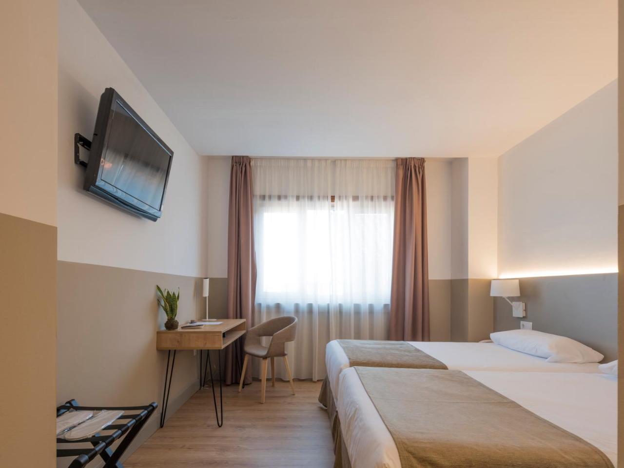 Hotel Airinos 3* Cangas do Morrazo Bagian luar foto