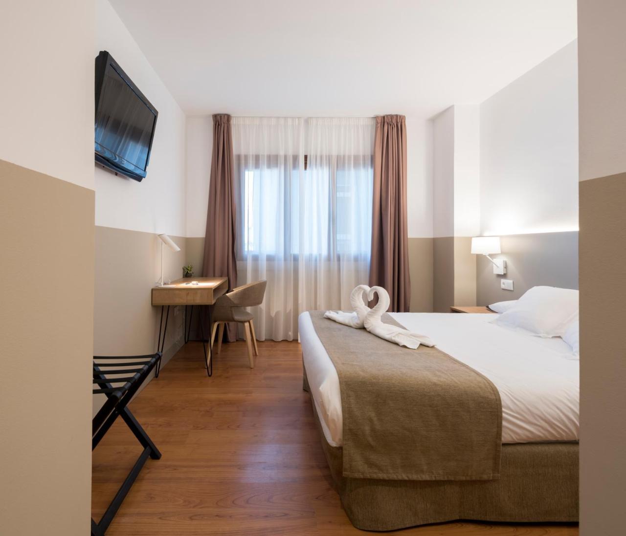 Hotel Airinos 3* Cangas do Morrazo Bagian luar foto