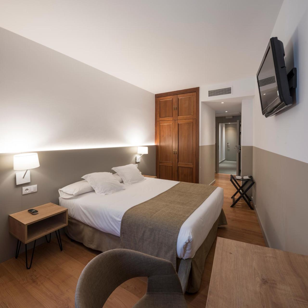 Hotel Airinos 3* Cangas do Morrazo Bagian luar foto